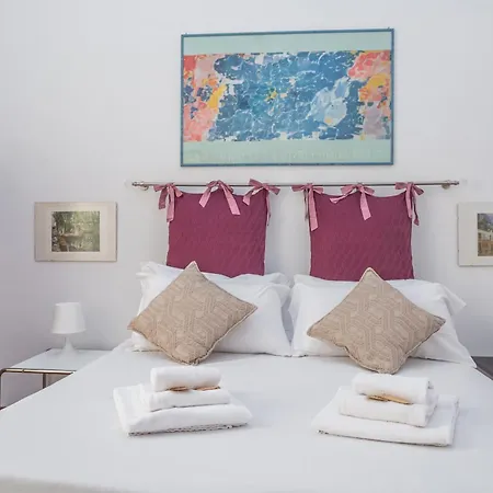 Διαμέρισμα Spanish Steps Purple Retreat