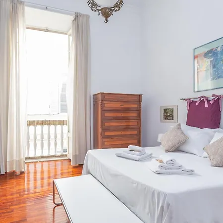 Spanish Steps Purple Retreat *