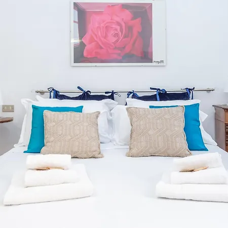 Spanish Steps Purple Retreat Διαμέρισμα *